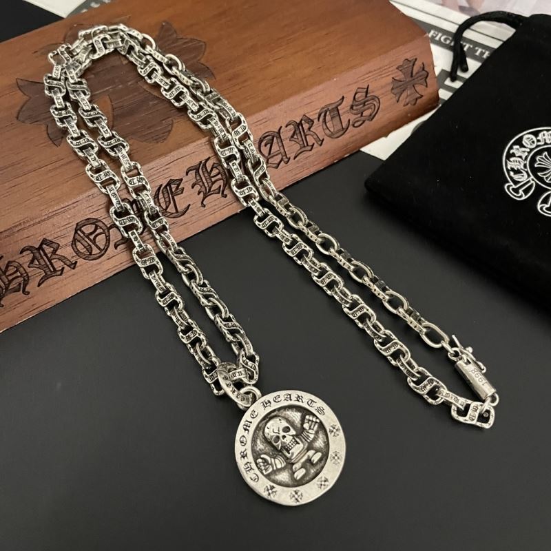 Ch**me He**ts necklaces